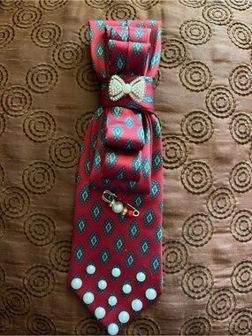 Classic Red Patterned Necklace Tie with Pearl Accents